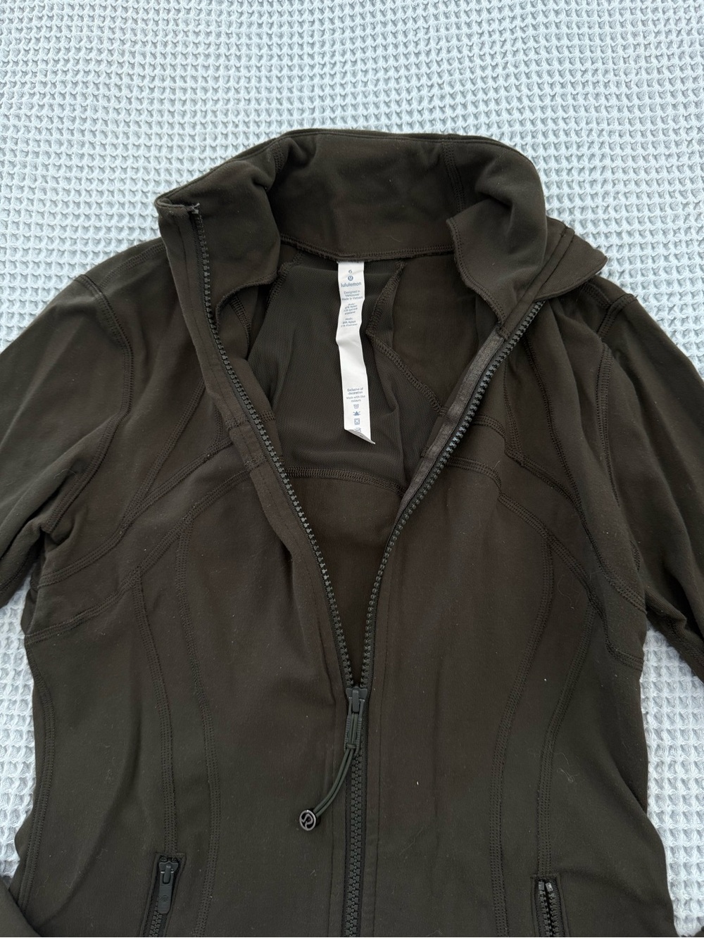 lululemon define jacket- Olive Green - Picture 2 of 3
